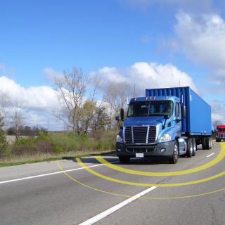 truck platooning